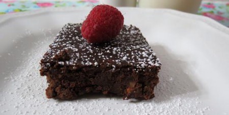 Que no se te pase pedir tus brownies SIN HARINA, ENDULZADOS CON STEVIA! Complace tu antojo sin culpa. 